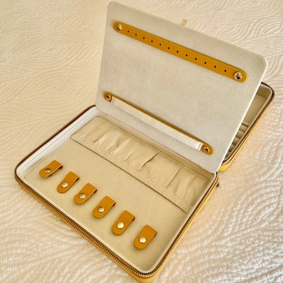 Wolf Designs Maria Large Zip Case in Mustard - Picture 6 of 13